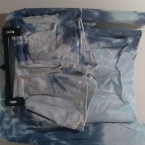 Blue tie-dye set